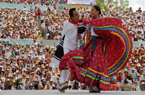 Los Más Bonitos Y Vistosos Bailes Típicos De México Hoteles City Express