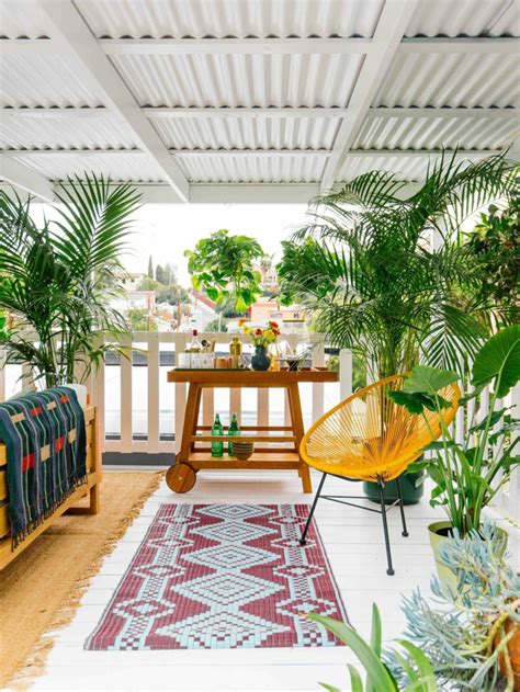 Utiliza canteros de piedras, plantas con follaje mínimo y fuentes de agua pequeñas. 1001 + ideas sobre cómo decorar un jardín pequeño