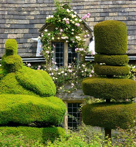Haddon Halls Gardens ~ Love Sepphoras