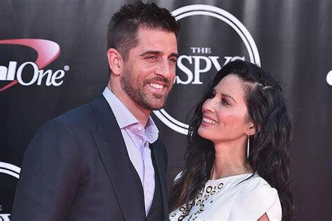 Olivia Munn Aaron Rodgers Break Up After Three Years