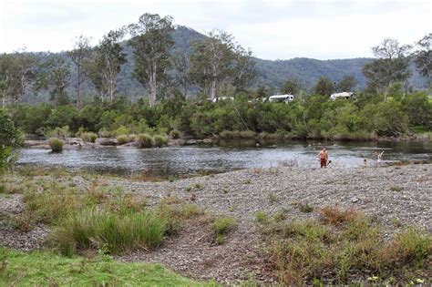 WOOLGOOLGAOFFROAD: MANN RIVER FREE CAMPING