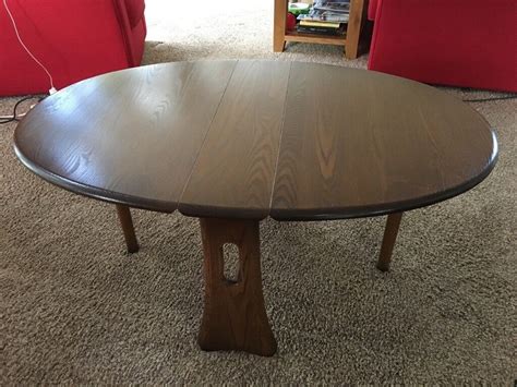 Ercol Gateleg Oval Coffee Table In Excellent Condition In Wimborne