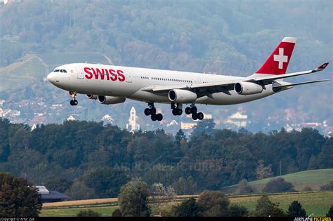 Hb Jme Swiss Airbus A340 300 At Zurich Photo Id 796658 Airplane
