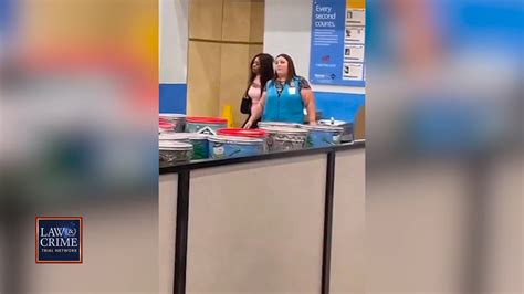 Walmart Employee Held Hostage At Gunpoint By Enraged Woman Video Shows Walmart Mississippi