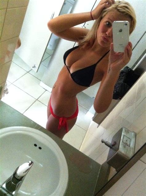 Bathroom Selfie Curvy Plump Milf Hot Sex Picture