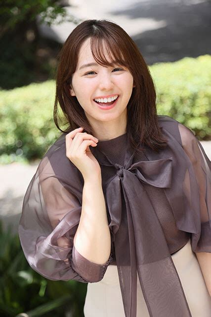 女優・小池里奈が語る初グラビアの記憶「白いレオタード水着は敵でした！」【初グラビア物語】 エンタメ ニュース｜週プレnews