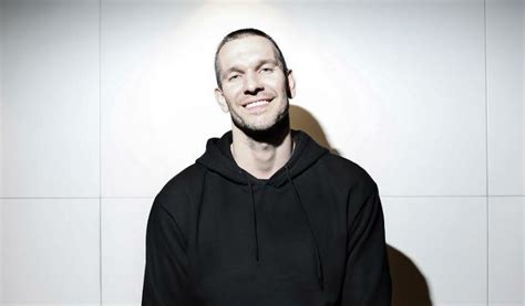 5 or 'a', (note that 5 is interpreted as a label of the index, and never as an integer position along the index). Премьера минорного сингла Loc-Dog — «Хочу успеть» • ТНТ ...