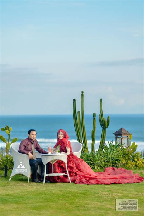 Jul 21, 2019 · halo sobat, dipostingan ini kami akan memberikan informasi populer mengenai tema acara halal bihalal. 27 Foto Prewedding Outdoor dg Gaun Muslimah Hijab Itsna ...