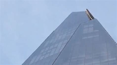 Man Spotted Climbing Up The Shard In London Metro Video