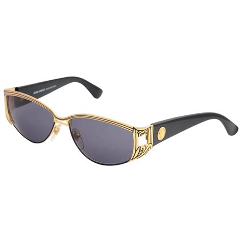 Vintage Gianni Versace Sunglasses Mod S 62 Col 18l For Sale At 1stdibs
