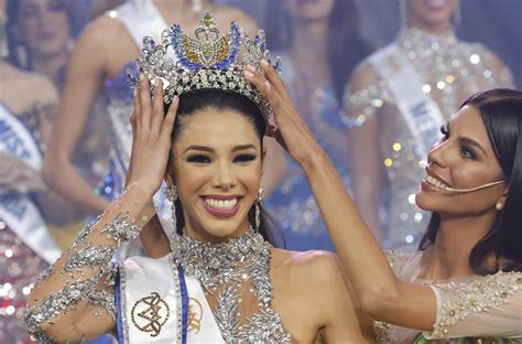 First Miss Venezuela Crowned After Ditching Measurements