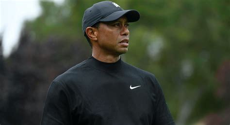 Celebs React After Tiger Woods Is Hospitalized Following Car Accident