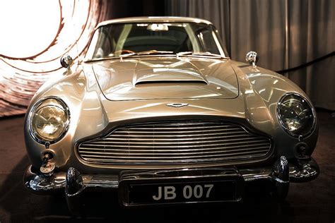 James Bond 007 Aston Martin Bond Cars Aston Martin James Bond Cars