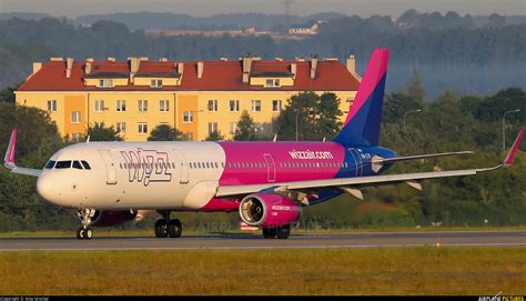 Ha Ltg Wizz Air Airbus A321 At Gdańsk Lech Wałęsa Photo Id