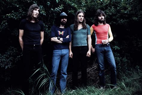 Pink Floyd Live Albums Quietly Appear On Streaming Services Rolling Stone