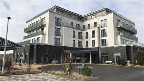 Ihr wollt wissen, wie es ist, bei uns und an der nordseee in büsum ist, urlaub zu machen? Küstenperle Strandhotel & Spa (Büsum) • HolidayCheck ...