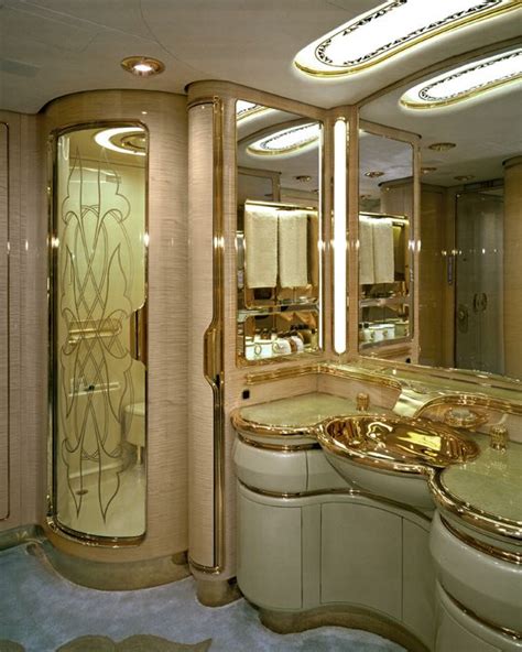 Bedroom onboard g550 private jet completed by international jet interiors. Inside the Most Expensive Private Jets (14 pics)