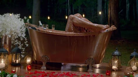 Richie And Alex Chocolate Bath Video The Bachelor Australia Popsugar Celebrity Australia