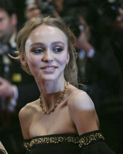 Actress Lily Rose Depp Editorial Stock Image Image Of Coiffure 83664724
