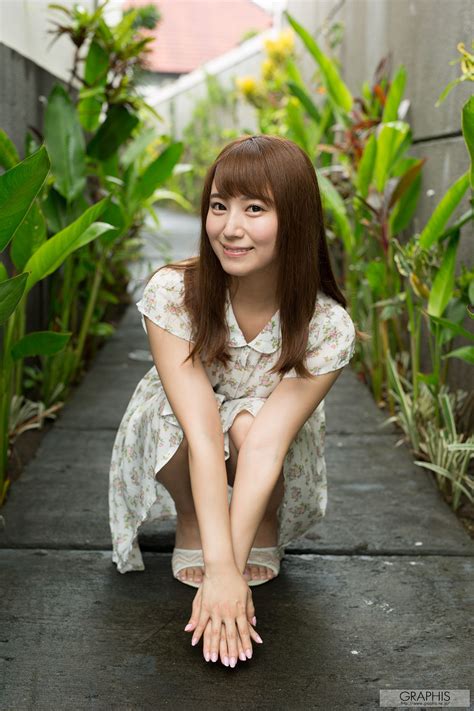 Minami Hatsukawa Ladylike Cute Girl Graphis Gals Photobook V Ph