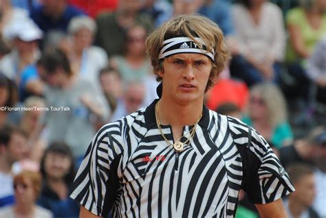 The woman carrying alexander zverev's baby has dropped a bomb on his recent claims they're harmoniously awaiting the impending arrival. Thiem Tops Zverev Again For Fourth Round Berth In Paris ...