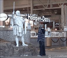 The perfect erschrecken animated gif for your conversation. Bilder und animierte GIFs von Schrecken ~ Gifmania