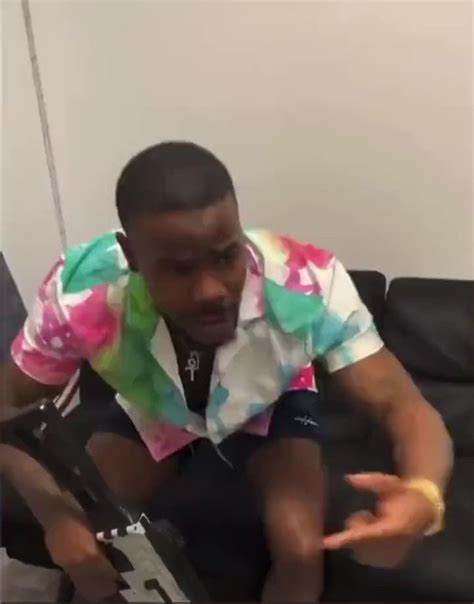 general booty 🇨🇲 on twitter tk when he saw ariel helwani on smackdown