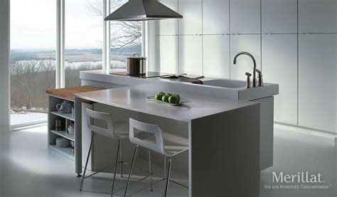 Merilot kitchen cabinets exoticwheels co. Merillat Masterpiece® Glencoe in Laminate White