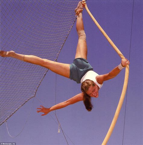 Brooke Shieldss High Flying Act In Never Before Seen Photographs Daily Mail Online