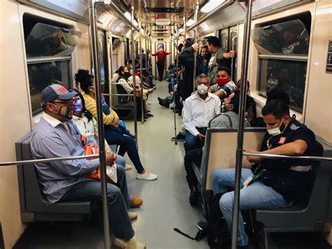 En 11 Líneas Del Metro Cdmx Prácticamente El 100 De Los Usuarios Usan