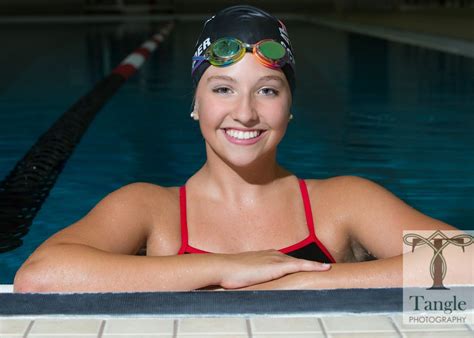 Senior Portrait Photo Picture Idea Girls Swimming Swimmer