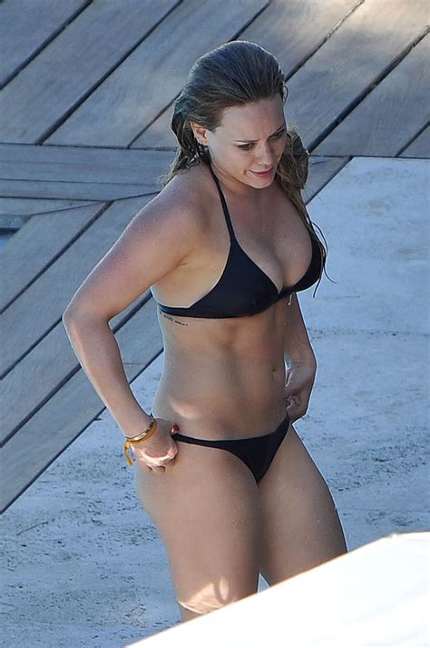 Naked Hilary Duff Added By Bot