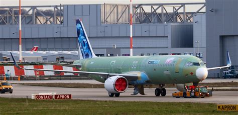 Hamburg Finkenwerder Erster Airbus A321 Xlr Macht Sich Bereit Für