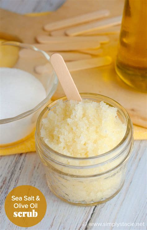 Rinse off the mixture and pat body dry with a clean towel. 10 DIY Salt Scrub Recipes For Smooth Skin - Shelterness