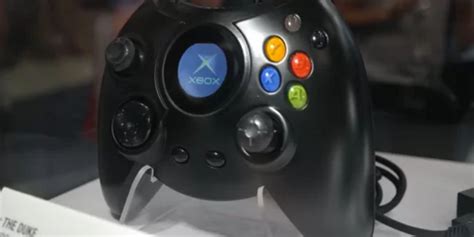 The Original Xbox Duke Controller Is Now Available For Xbox One