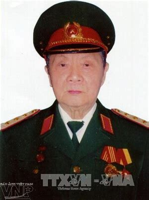 Khởi tố bắt tạm giam hàng loạt lãnh đạo bình dương liên quan vụ bán 43 ha. Thượng tướng Trần Văn Quang từ trần ở tuổi 97 - Báo ảnh ...