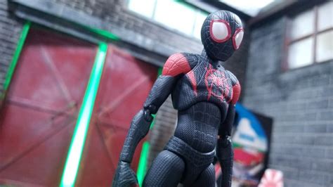 Sen Ti Nel Spider Man Into The Spider Verse Sv Action Miles Morales