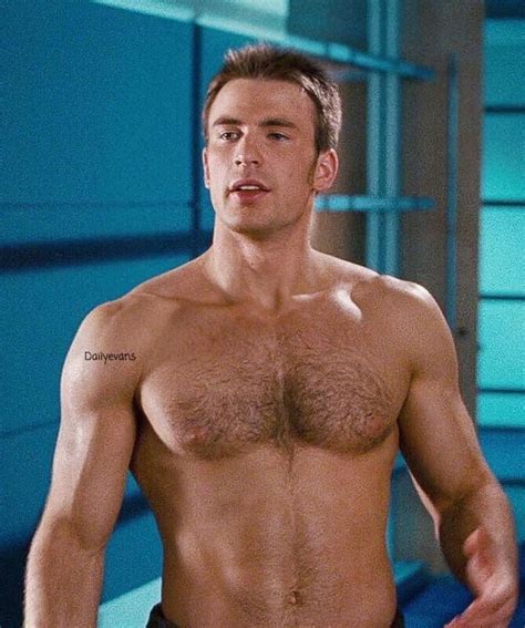 Christopher Robert Evans Chris Evans Captain America Muscular Men Shirtless Men Hairy Men