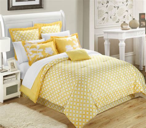 Au $49.49 to au $54.99. Queen size Yellow 7-Piece Floral Comforter Set ...