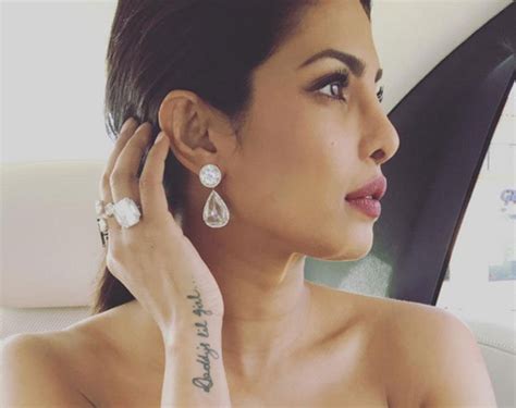 Update More Than 84 Priyanka Chopra Earrings Latest Esthdonghoadian