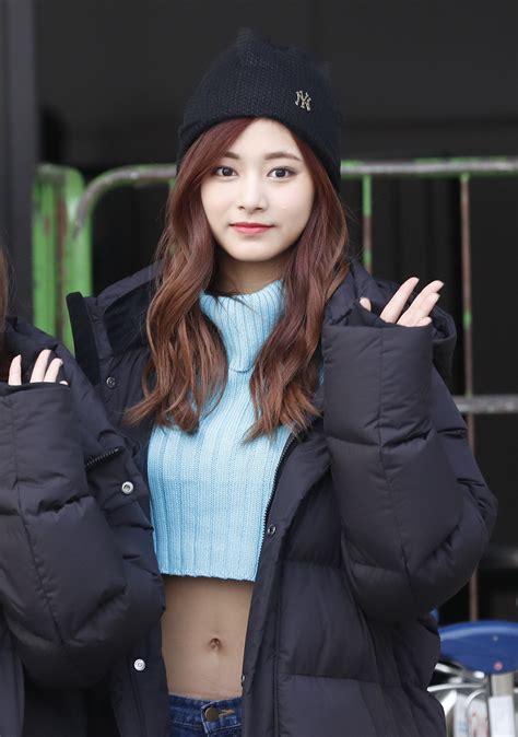 TWICE Tzuyu Reveals Her Abs Despite Freezing Cold Weather Koreaboo