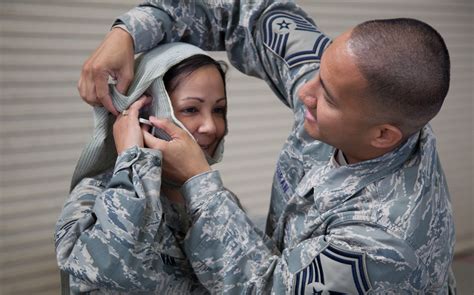 Fotos Gratis Hombre Persona Gente Masculino Militar Fuerza Aerea