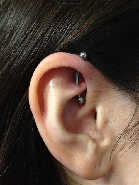 Ear Peircings Pretty Ear Piercings Piercings Unique Cartilage