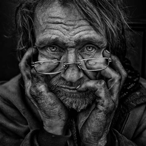 Photographer Becomes Homeless So He Could Take Gripping Portraits Of People Living In The