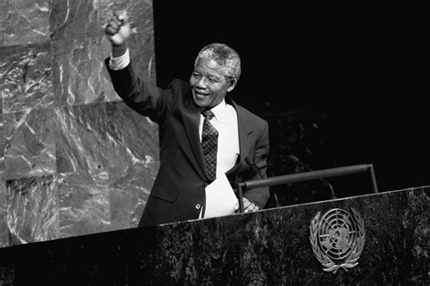 Mandela 100 Anos Uma Vida De Luta Pela Liberdade Sindimovec