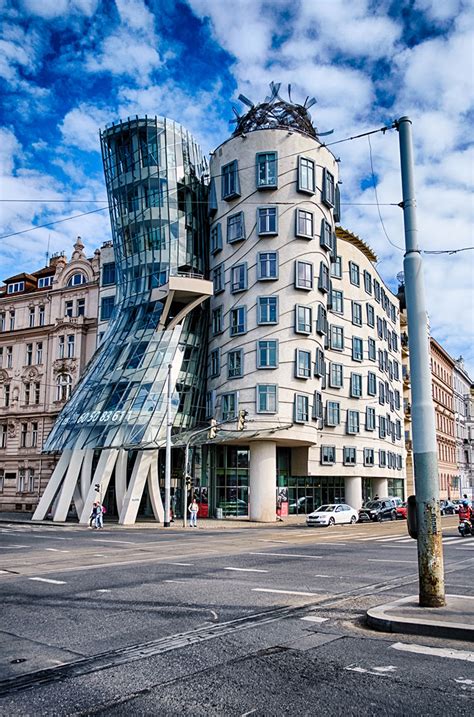 The Most Spectacular Buildings By Architect Frank Gehry That Seem Too