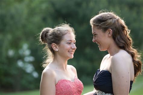 Pin By Shelly On Lesbian Prom In 2022 Prom Photos Lesbian Prom