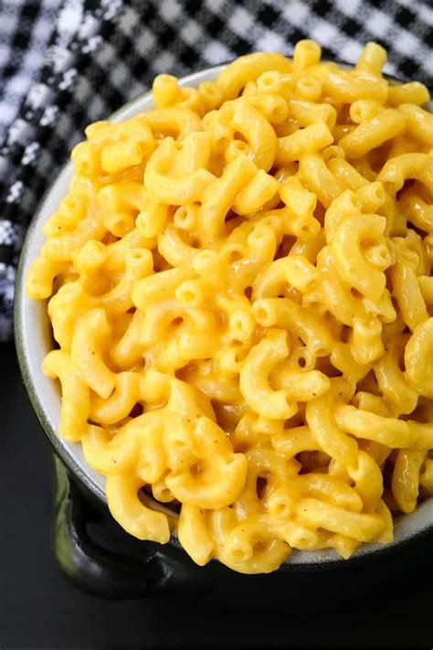 One of the most popular dishes in the united states known as mac and cheese combines tender, yet firm pasta and melted cheese. Easy Homemade Macaroni and Cheese Recipe | A Favorite ...