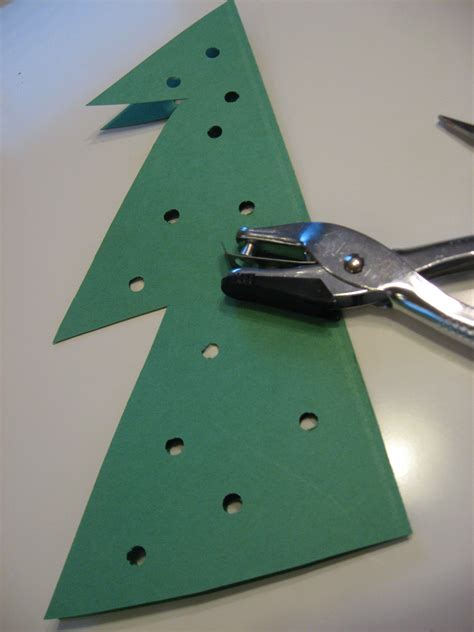 The Ultimate Christmas Tree Craft To Keep Kids Busy This Holiday Season