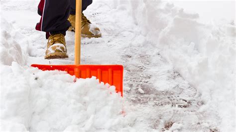 Ready For The Snow How To Prevent Injury While Shoveling